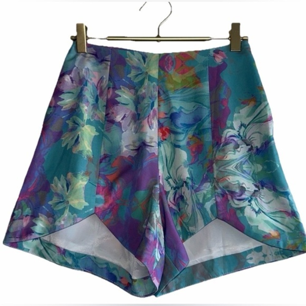 SABO Skirt Colorful Floral Design Shorts Sz. 6 NWT!